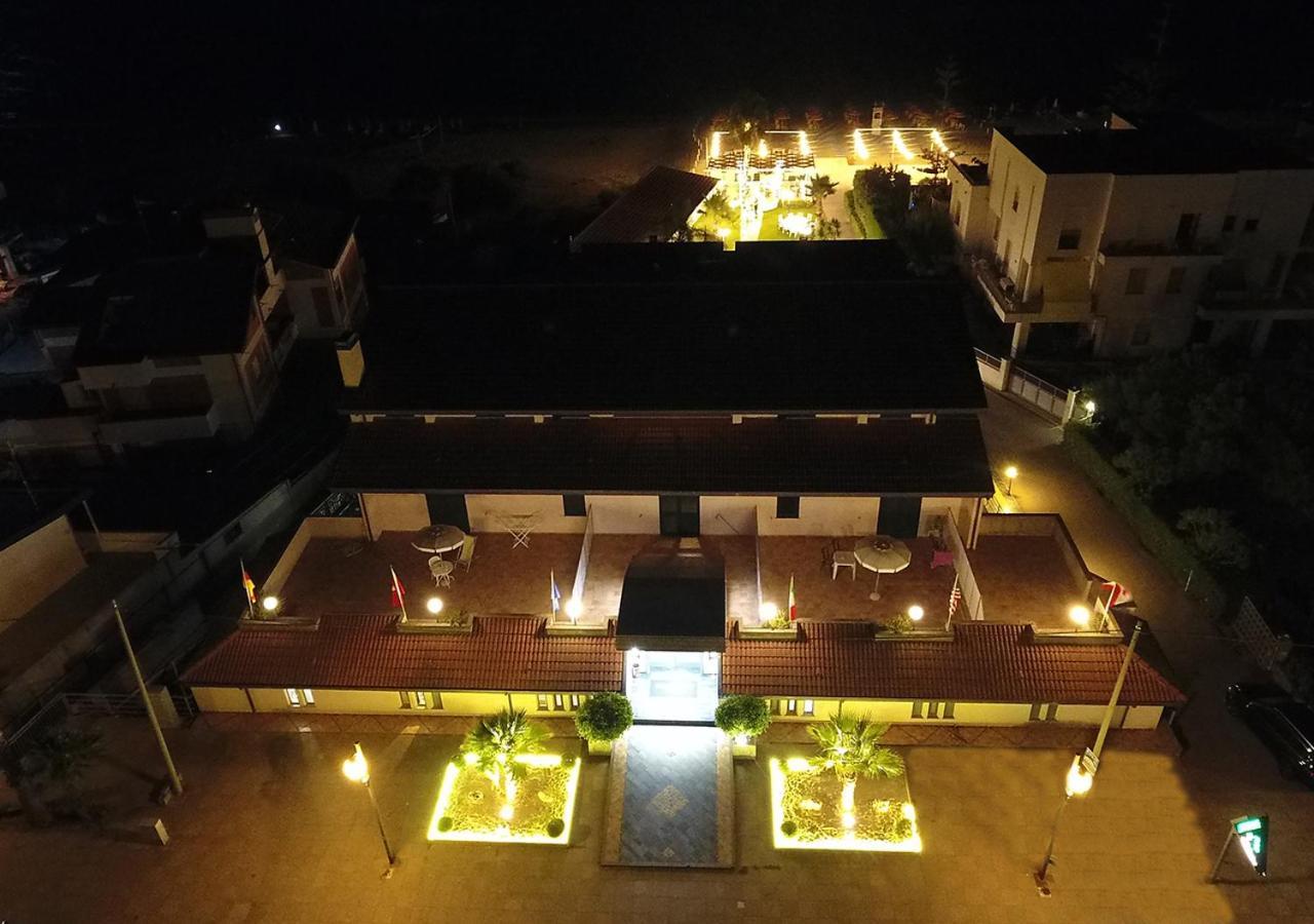 ריאצ'ה מרינה Hotel Federica מראה חיצוני תמונה