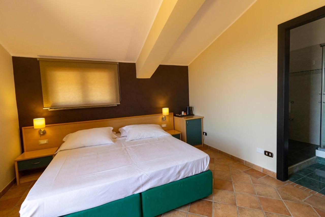 ריאצ'ה מרינה Hotel Federica מראה חיצוני תמונה