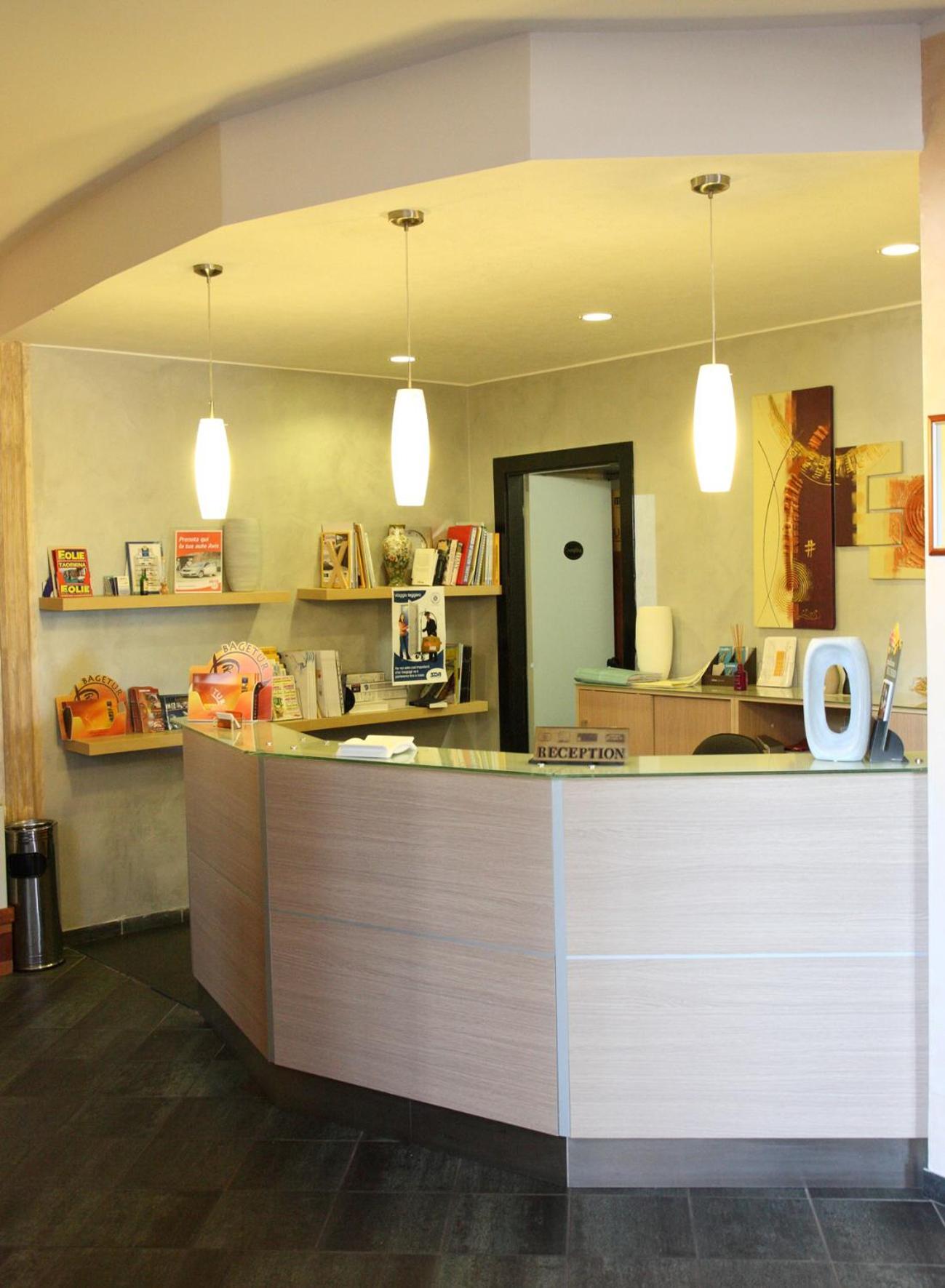 ריאצ'ה מרינה Hotel Federica מראה חיצוני תמונה